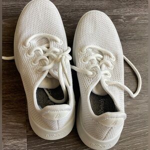 Allbirds White Sneakers Women’s Size 7